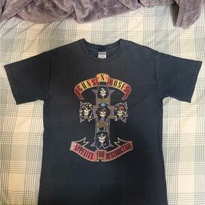 Guns N' Roses Graphic Tee - Black